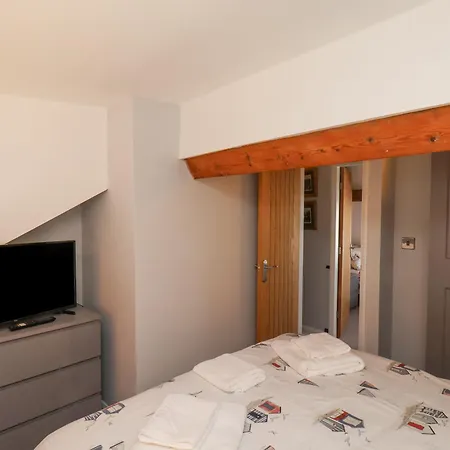 בית נופש Dry Dock וויטבי